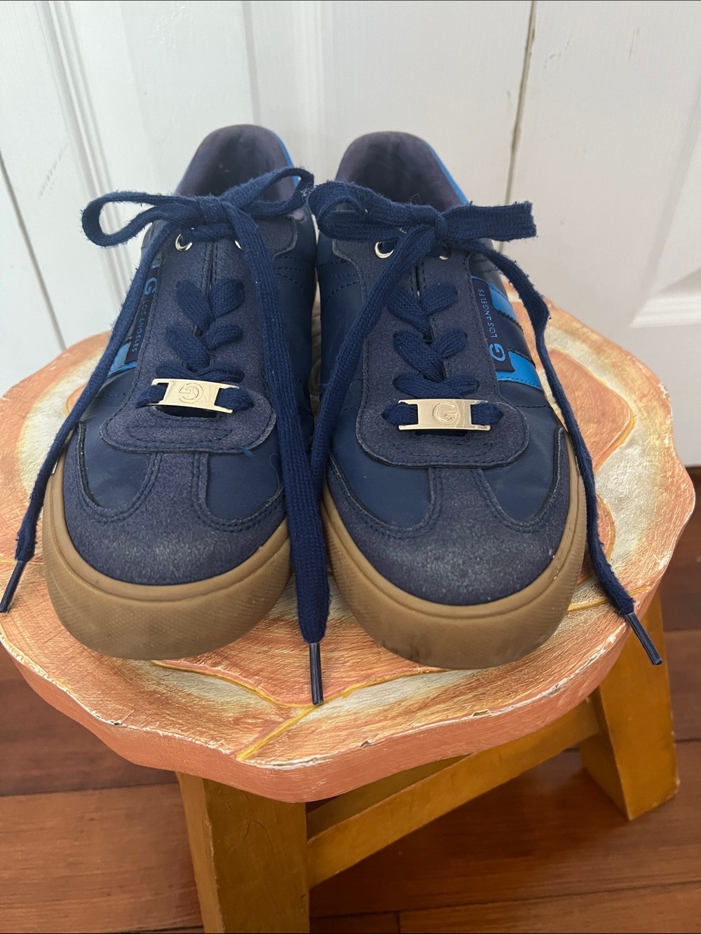 Navy blue GBG Los Angeles fashion sneakers